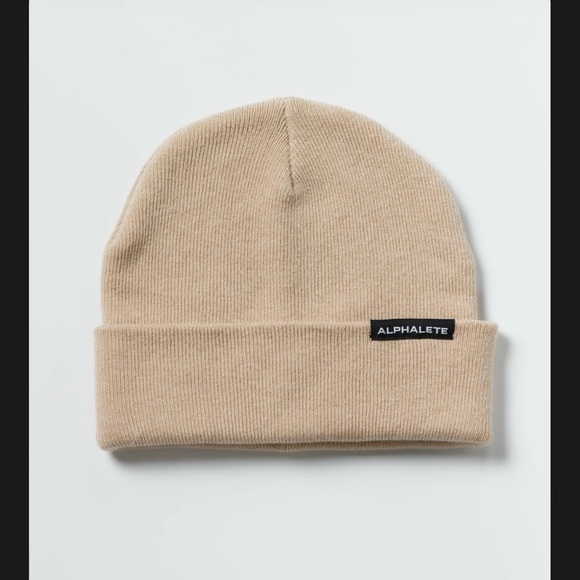 Alphalete bundle 2 pair of “Essential Foldover Beanie” NWT never worn! - Picture 6 of 8